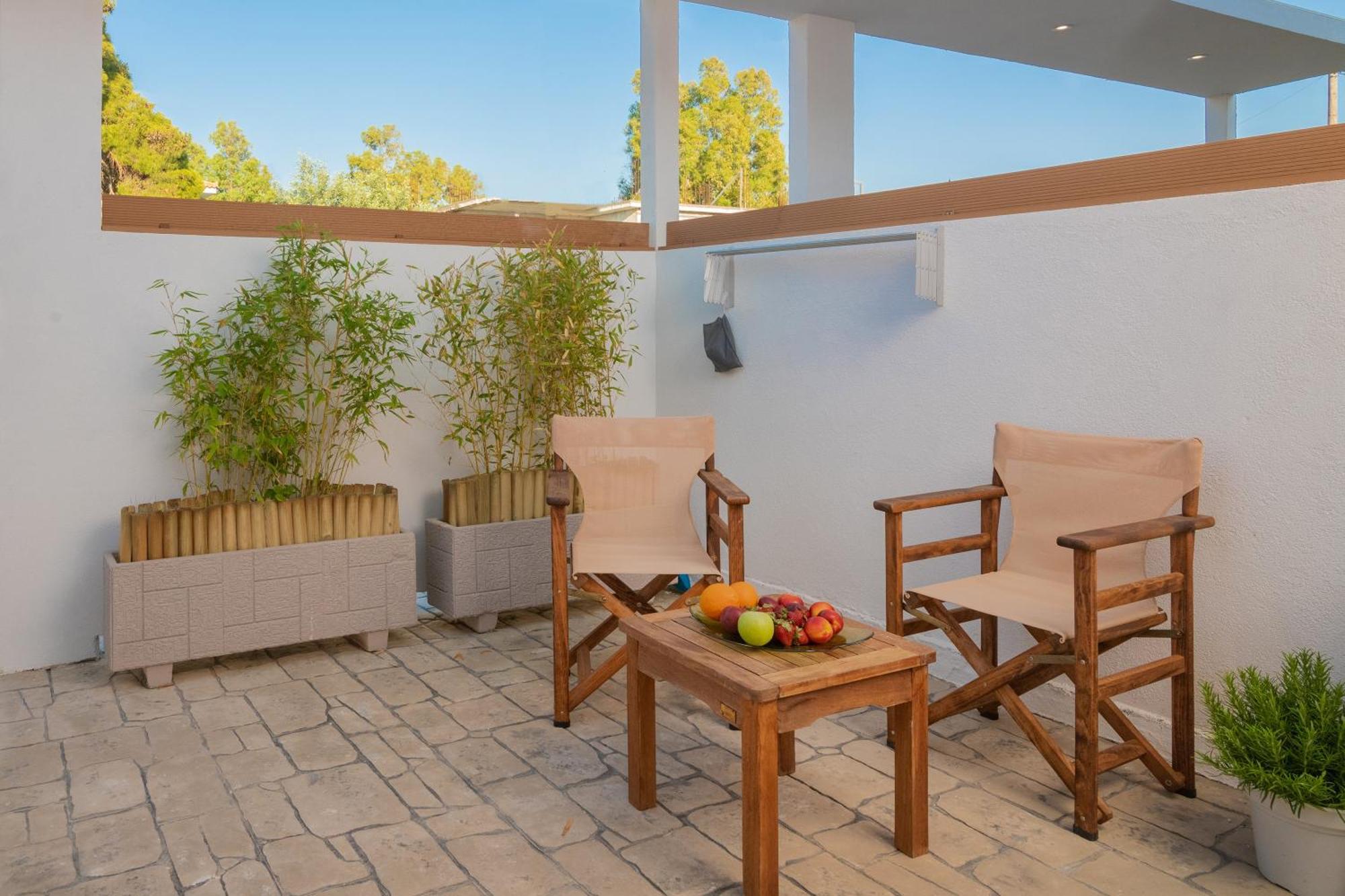 Suncourt Lux Rooms 라가나스 객실 사진